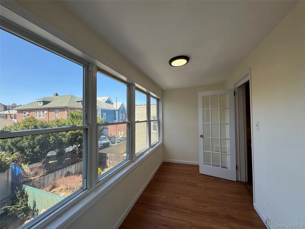 1811 Parkview Avenue Bronx NY 10461