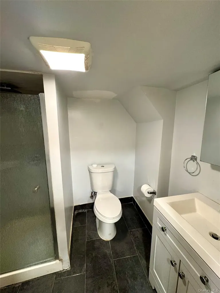1811 Parkview Avenue Bronx NY 10461
