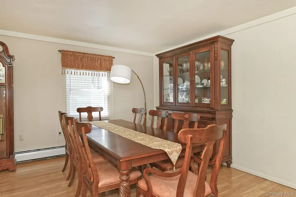 78 Center Lane Levittown NY 11756