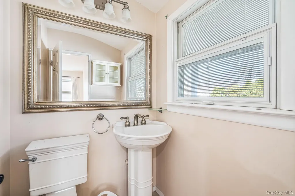 65 39th Street Islip NY 11751