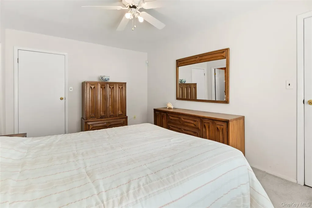 1643 Pine Acres Boulevard Bay Shore NY 11706