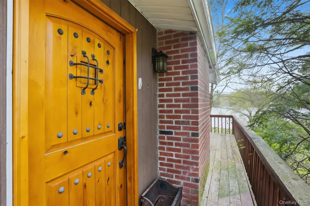 61 Lake Shore Drive E Rock Hill NY 12775