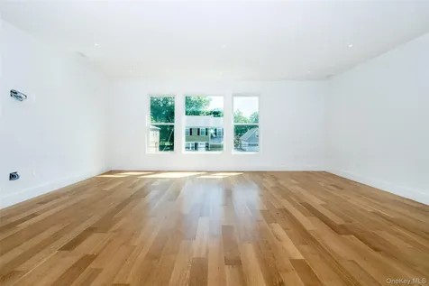 208 Florence Street Mamaroneck NY 10543