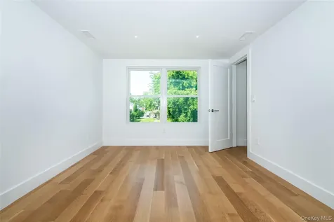 208 Florence Street Mamaroneck NY 10543