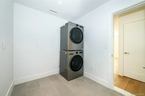 208 Florence Street Mamaroneck NY 10543