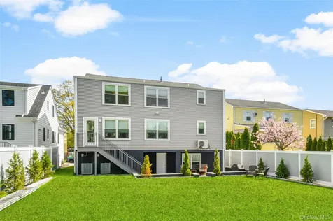 208 Florence Street Mamaroneck NY 10543