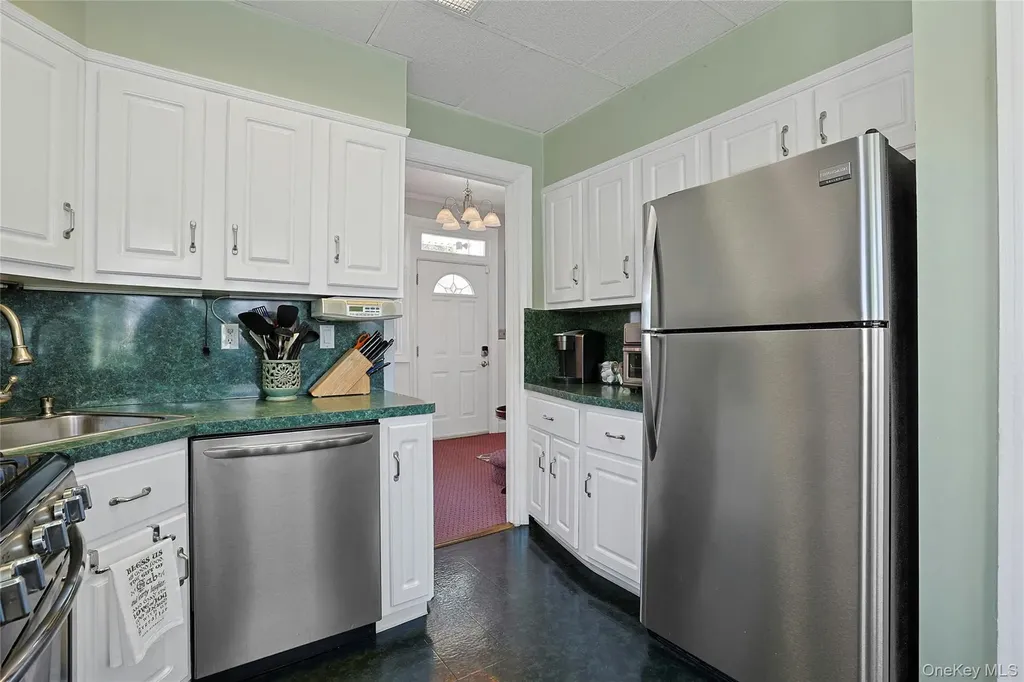 523 N Broadway Yonkers NY 10701