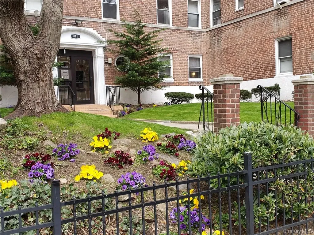 811 Bronx River Road Bronxville NY 10708