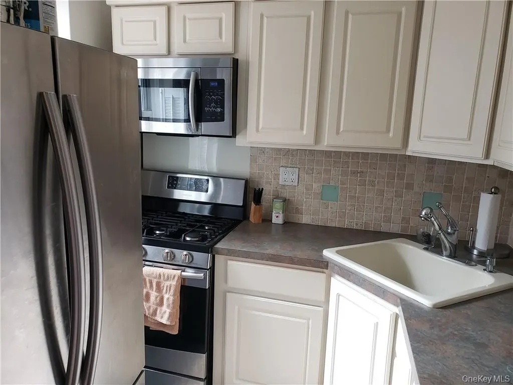 811 Bronx River Road Bronxville NY 10708