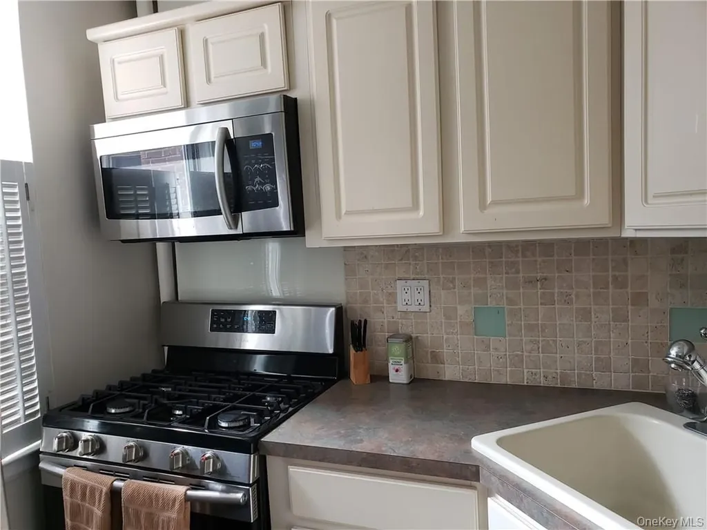 811 Bronx River Road Bronxville NY 10708