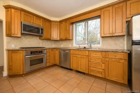1 Edna Place New Rochelle NY 10804
