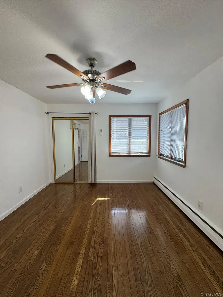15 Belmont Blvd Boulevard Elmont NY 11003