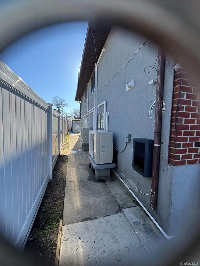 15 Belmont Blvd Boulevard Elmont NY 11003