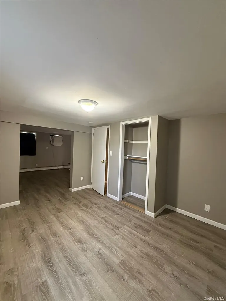 60 Wheatfield Lane Commack NY 11725
