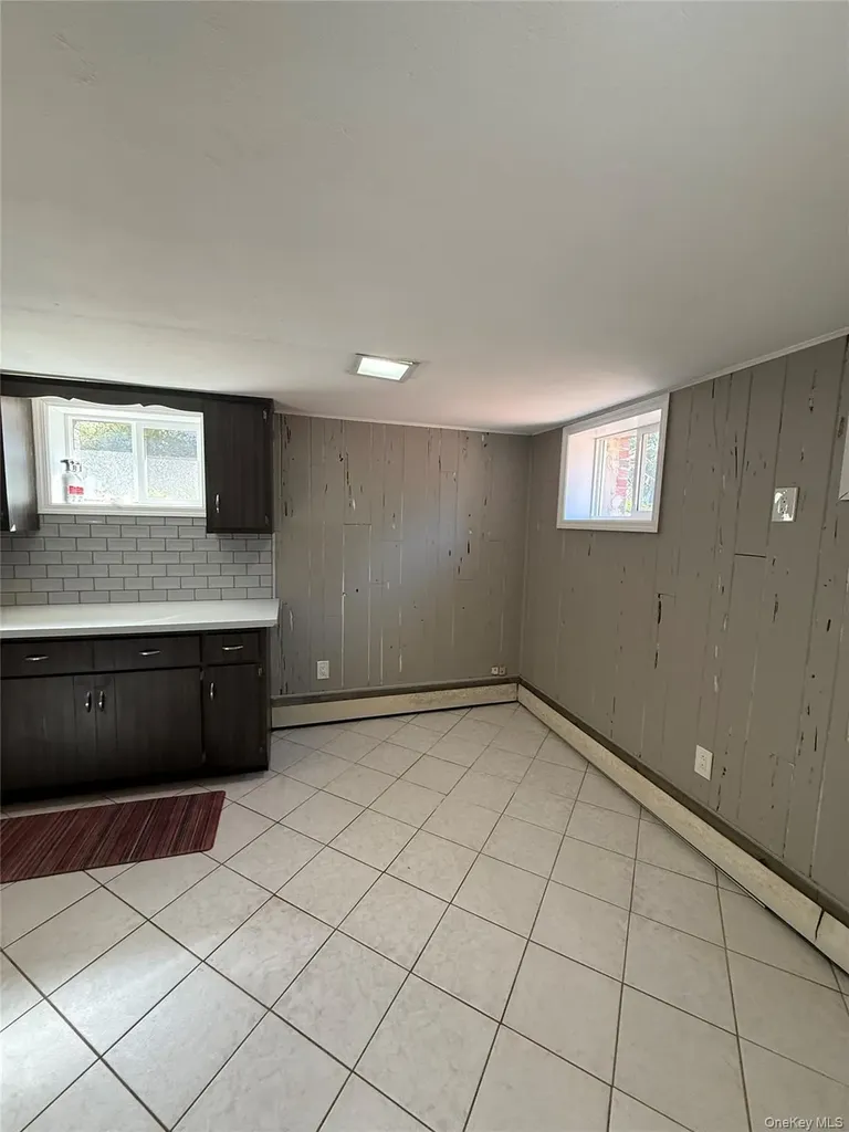 60 Wheatfield Lane Commack NY 11725