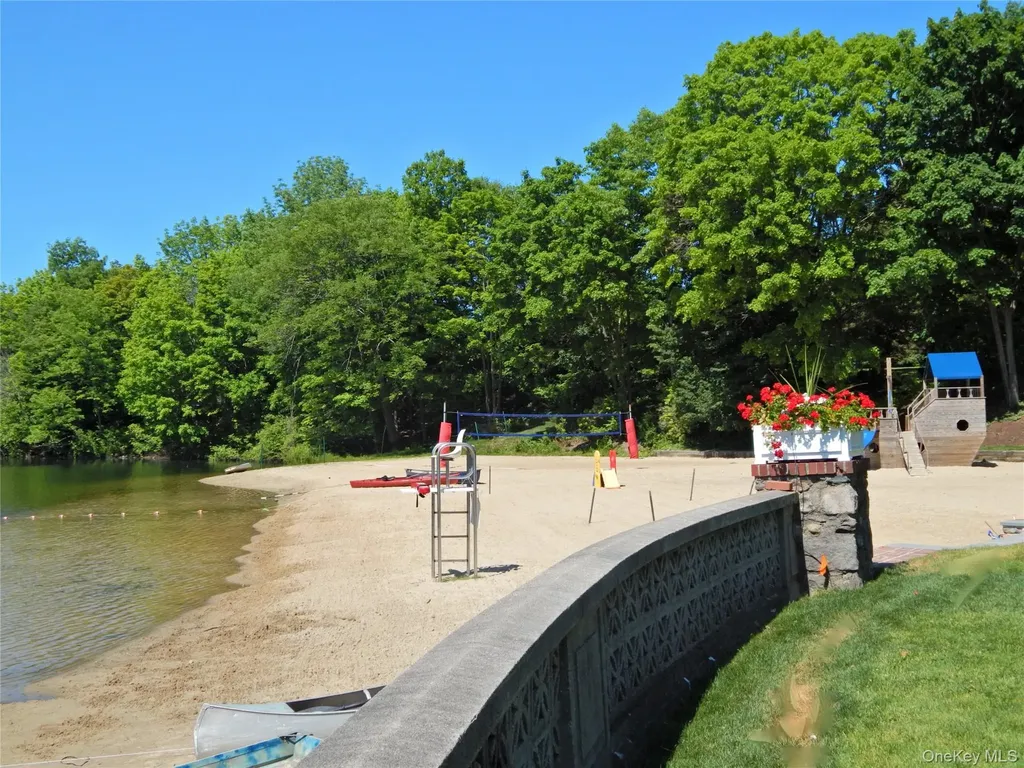 53 Windmill Road Armonk NY 10504