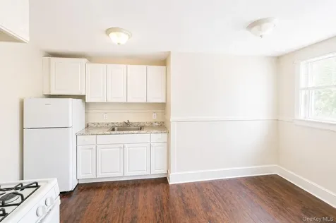 144 Mansion Street Poughkeepsie NY 12601