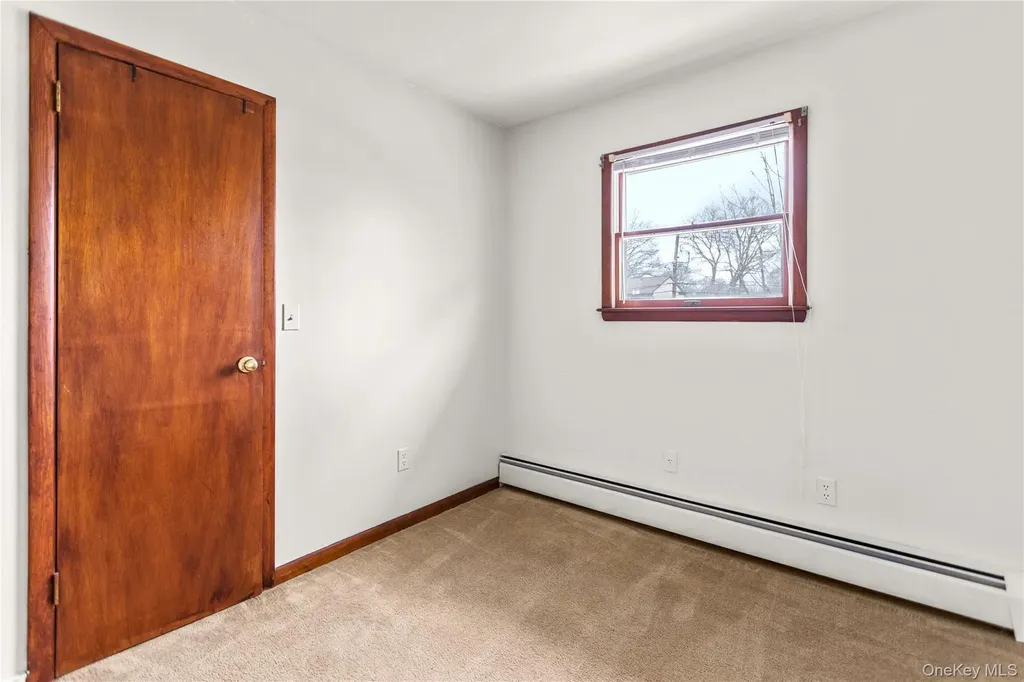 18 Brandywine Drive Mastic NY 11950