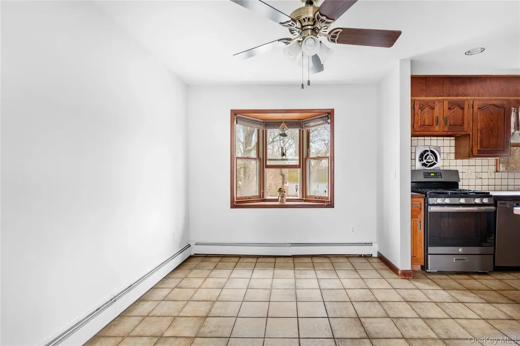 18 Brandywine Drive Mastic NY 11950