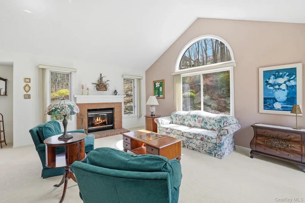 612 Heritage Hills Somers NY 10589