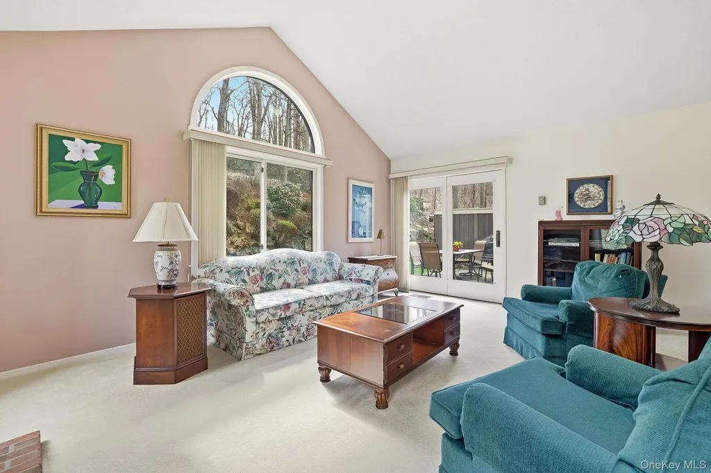 612 Heritage Hills Somers NY 10589