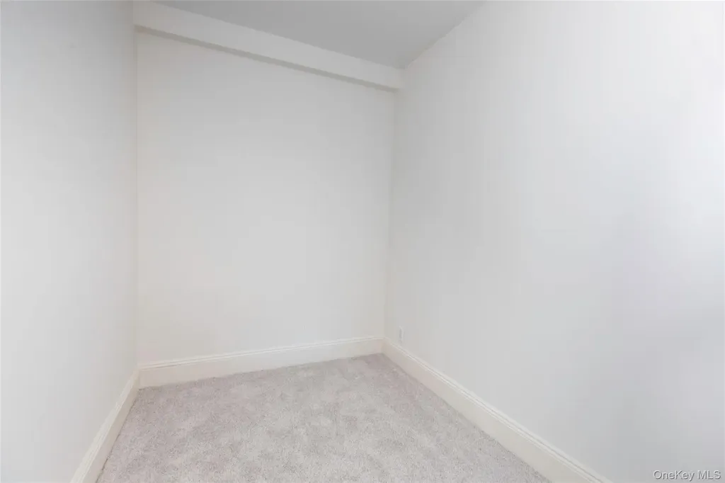 211 Bowne Street Bronx NY 10464