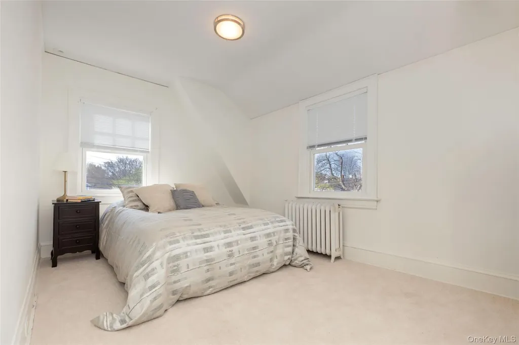 211 Bowne Street Bronx NY 10464