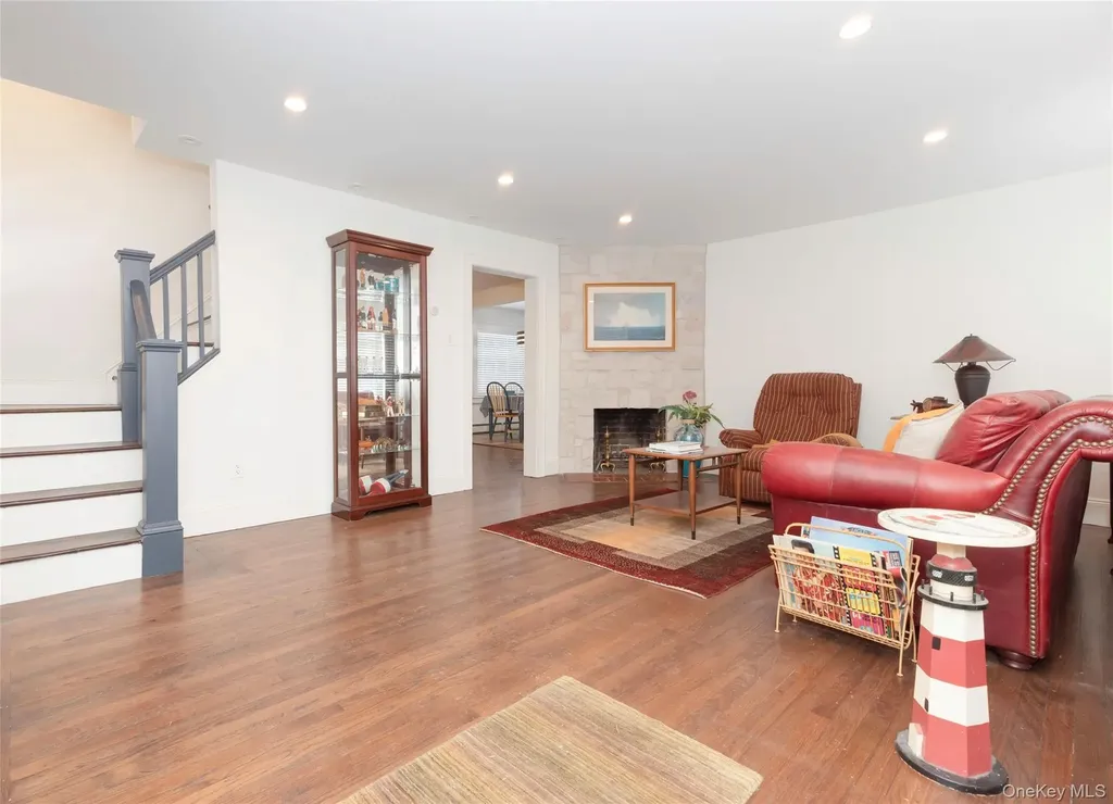 211 Bowne Street Bronx NY 10464