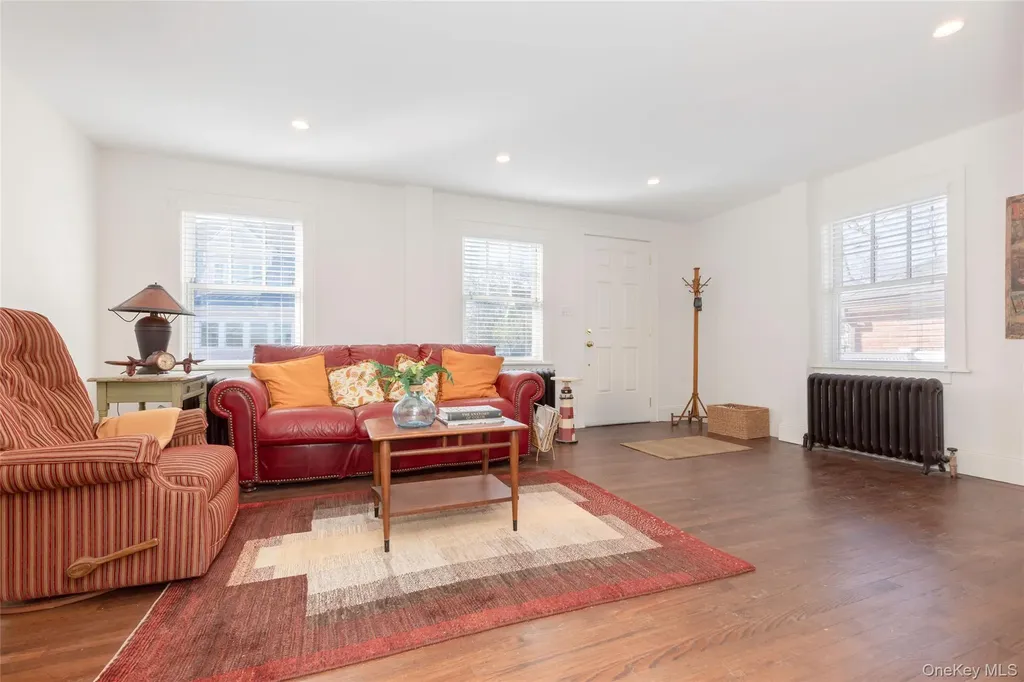 211 Bowne Street Bronx NY 10464