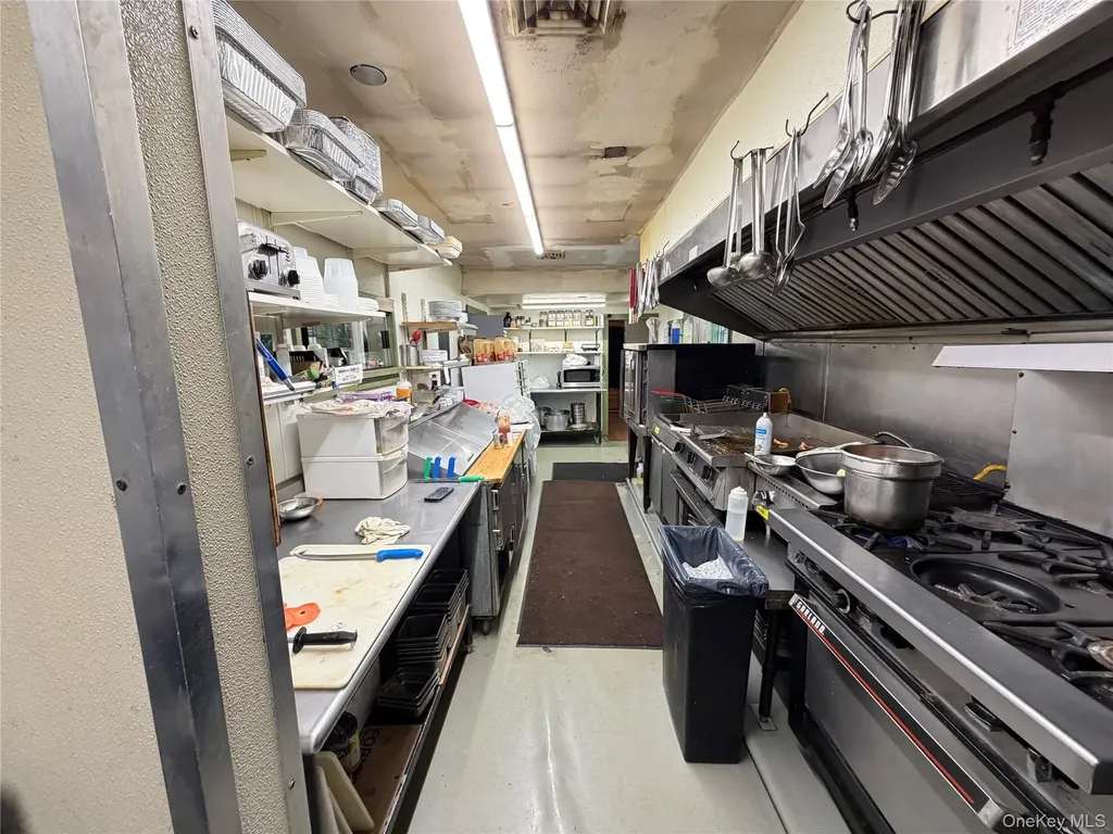 3743 Route 9w Highland NY 12528