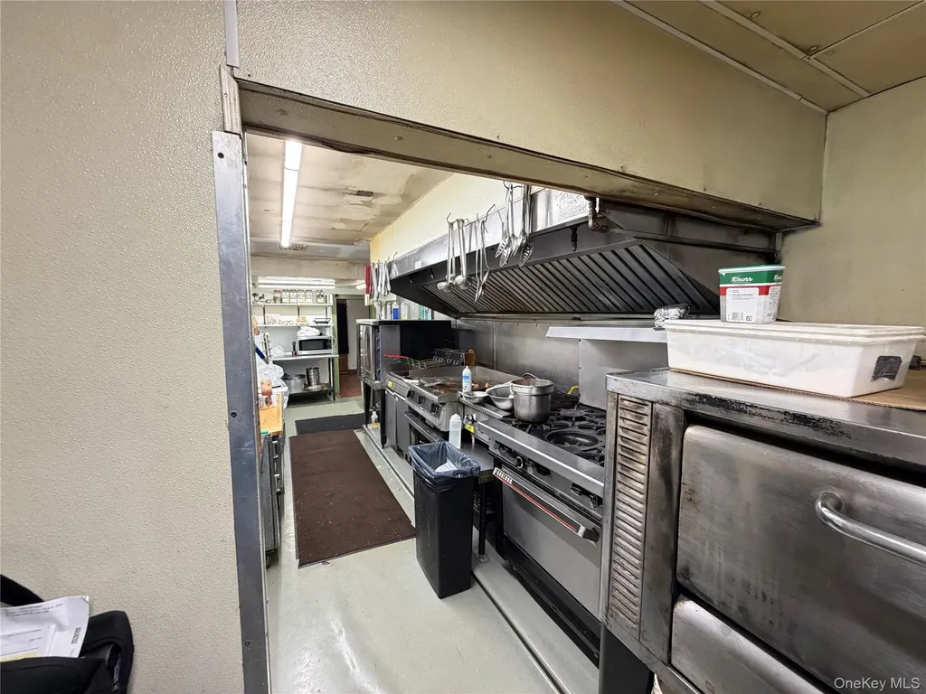 3743 Route 9w Highland NY 12528
