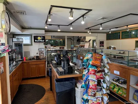 3743 Route 9w Highland NY 12528