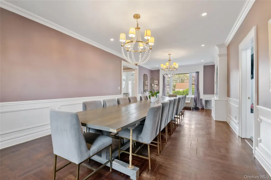 61 Margaret Avenue Lawrence NY 11559