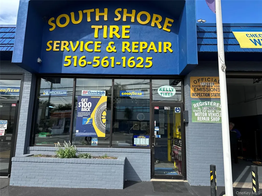 176 N Central Avenue Valley Stream NY 11580