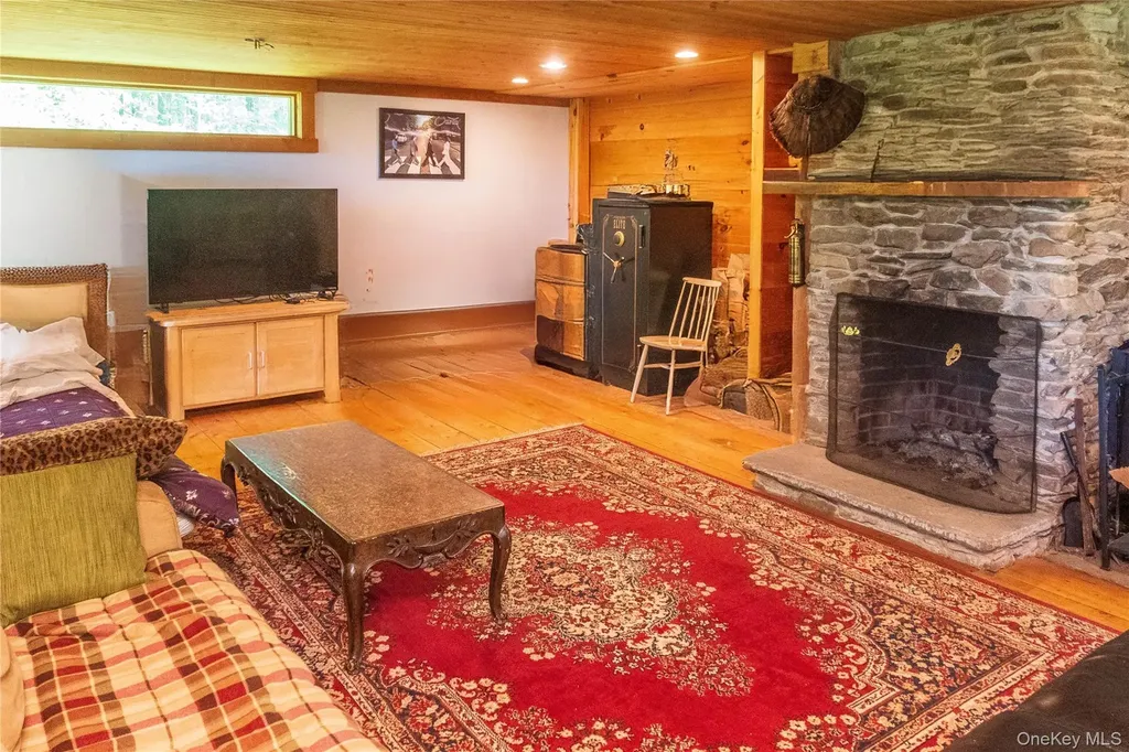 885 Grandview Road Hancock NY 13783