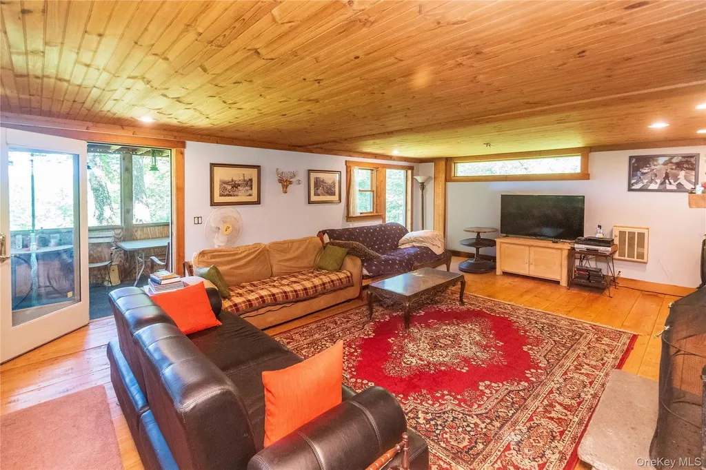 885 Grandview Road Hancock NY 13783