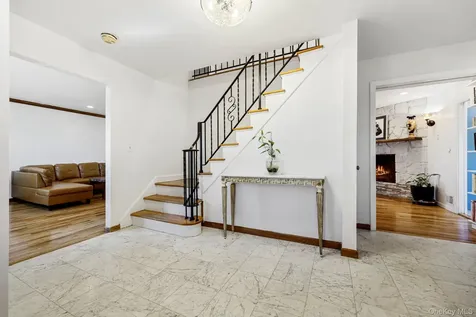 10 Highridge Road Hartsdale NY 10530