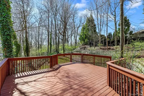 10 Highridge Road Hartsdale NY 10530