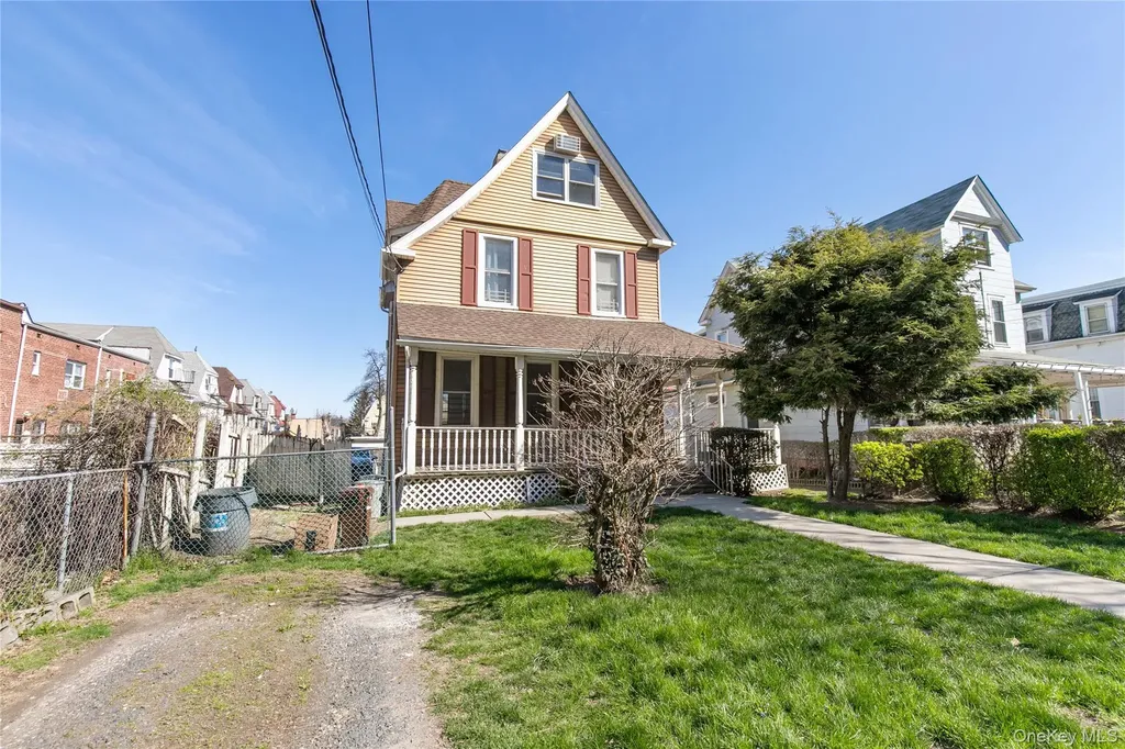 146-11 35th Avenue Flushing NY 11354