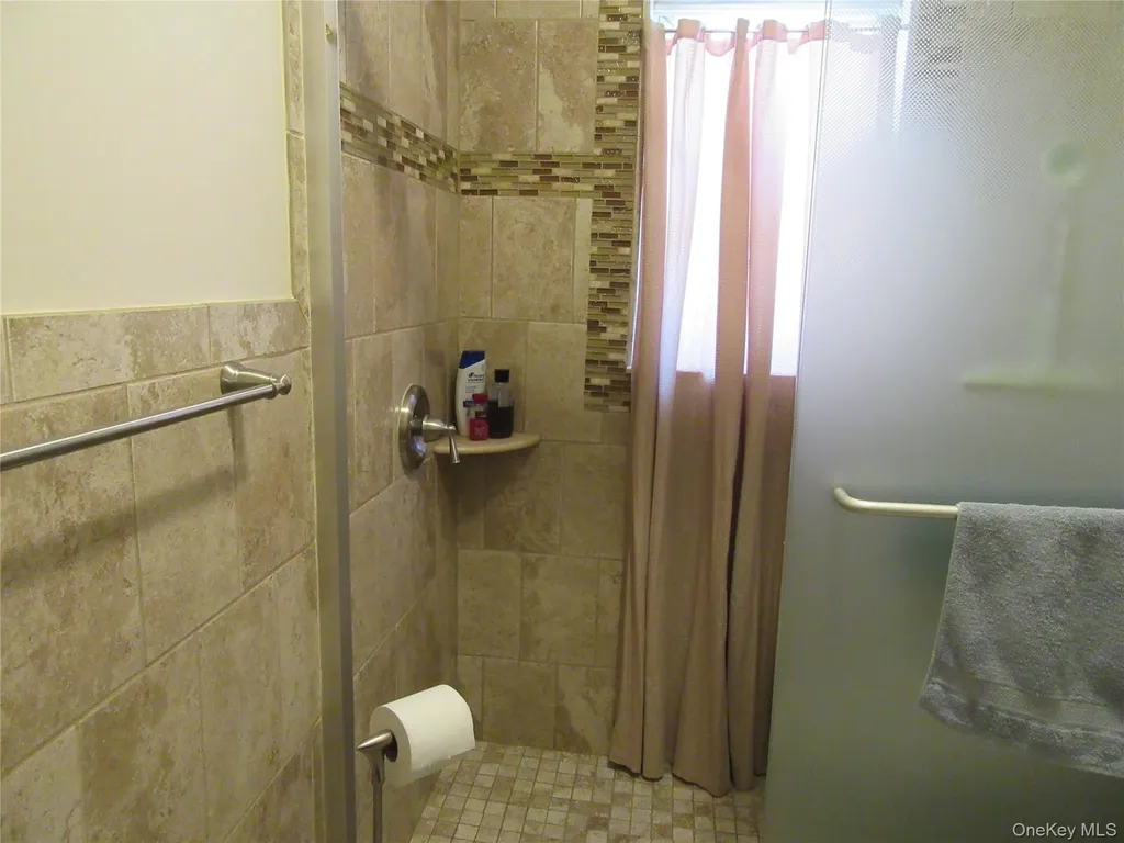 28 Laurel Trail Monroe NY 10950