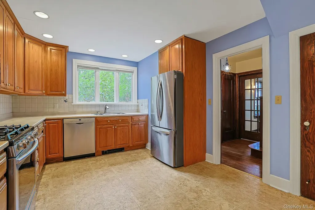 120 Harvard Drive Hartsdale NY 10530