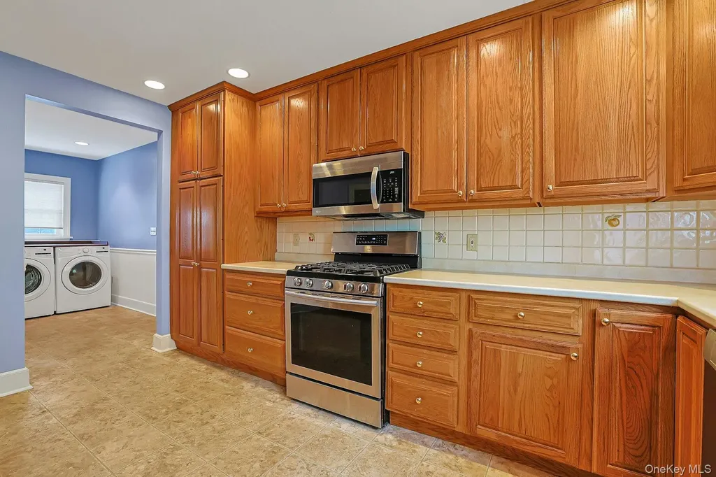 120 Harvard Drive Hartsdale NY 10530