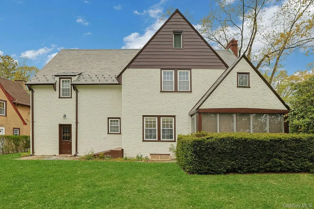 120 Harvard Drive Hartsdale NY 10530