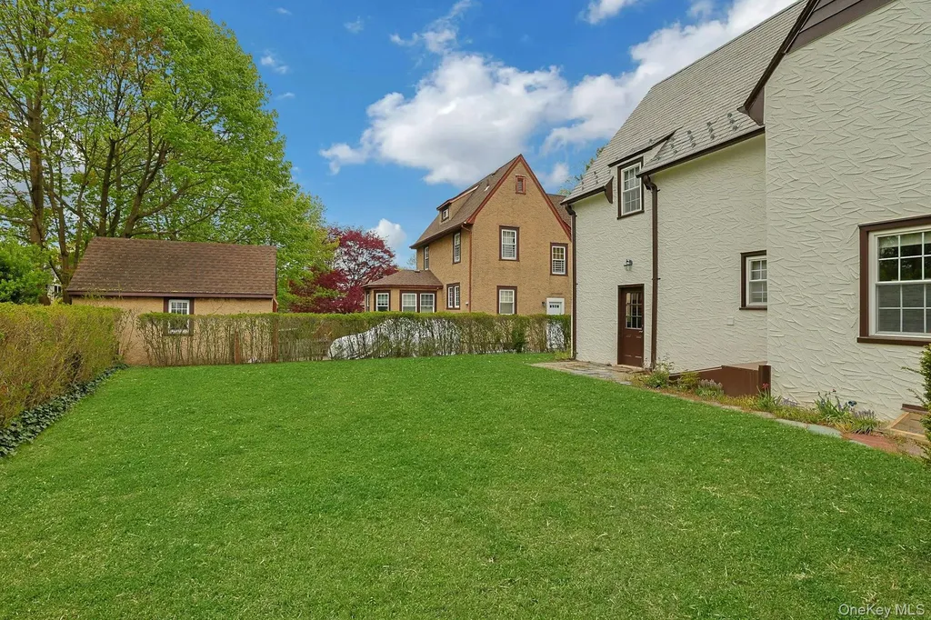 120 Harvard Drive Hartsdale NY 10530