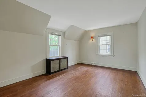 120 Harvard Drive Hartsdale NY 10530