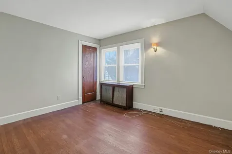 120 Harvard Drive Hartsdale NY 10530