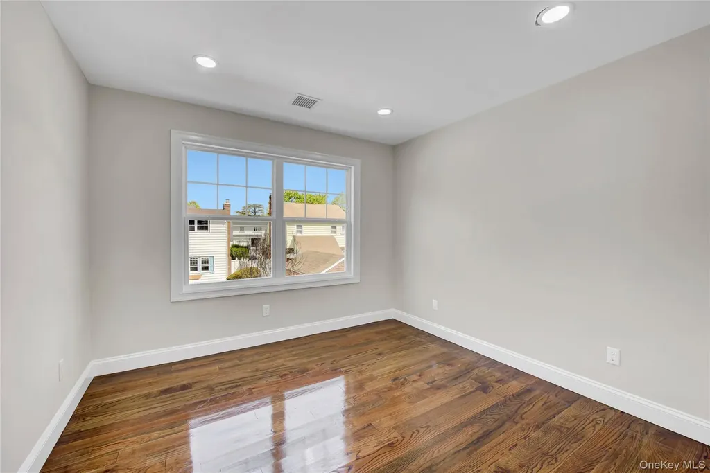811 Front Street Hempstead NY 11550