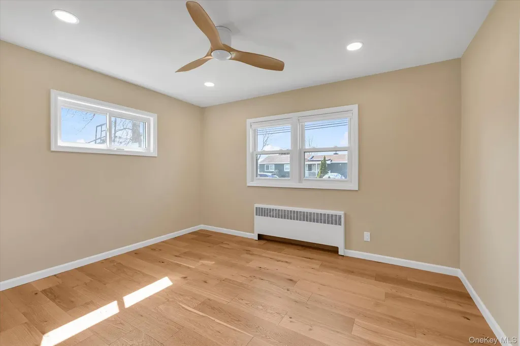 77 Lloyd Avenue North Babylon NY 11703