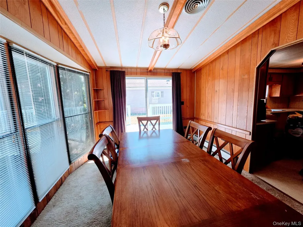 6 Short Lane Hyde Park NY 12538