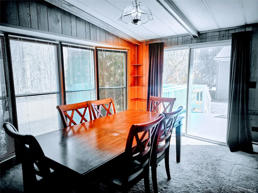 6 Short Lane Hyde Park NY 12538
